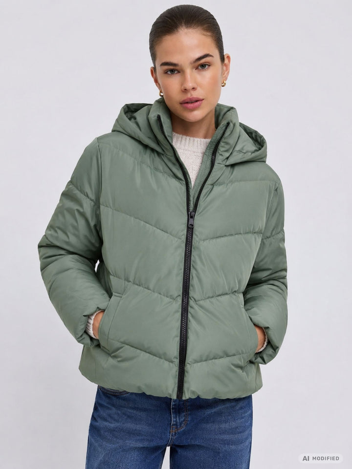 ONLY ONLCLAIR Pufferjacke in Lily Pad
