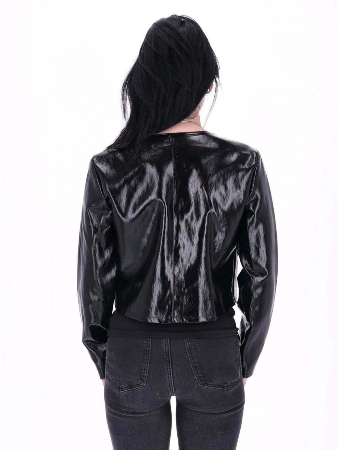 Schwarze Fakelederjacke Damen im Bolero-Stil – modern & vielseitig