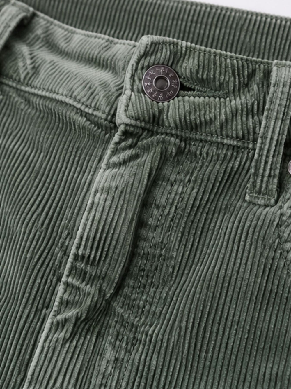 Grüne Cordhose Damen – bequem, modern & vielseitig kombinierbar