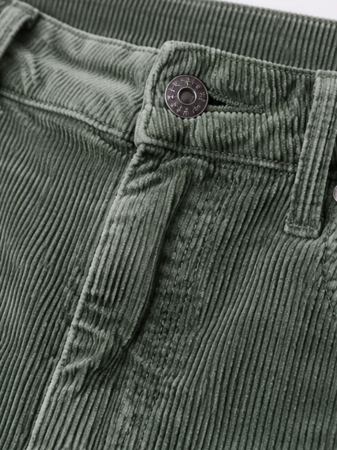 Grüne Cordhose Damen – bequem, modern & vielseitig kombinierbar