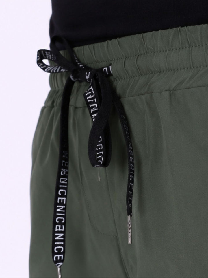Khaki Damenhose mit Umschlag & elastischem Bund