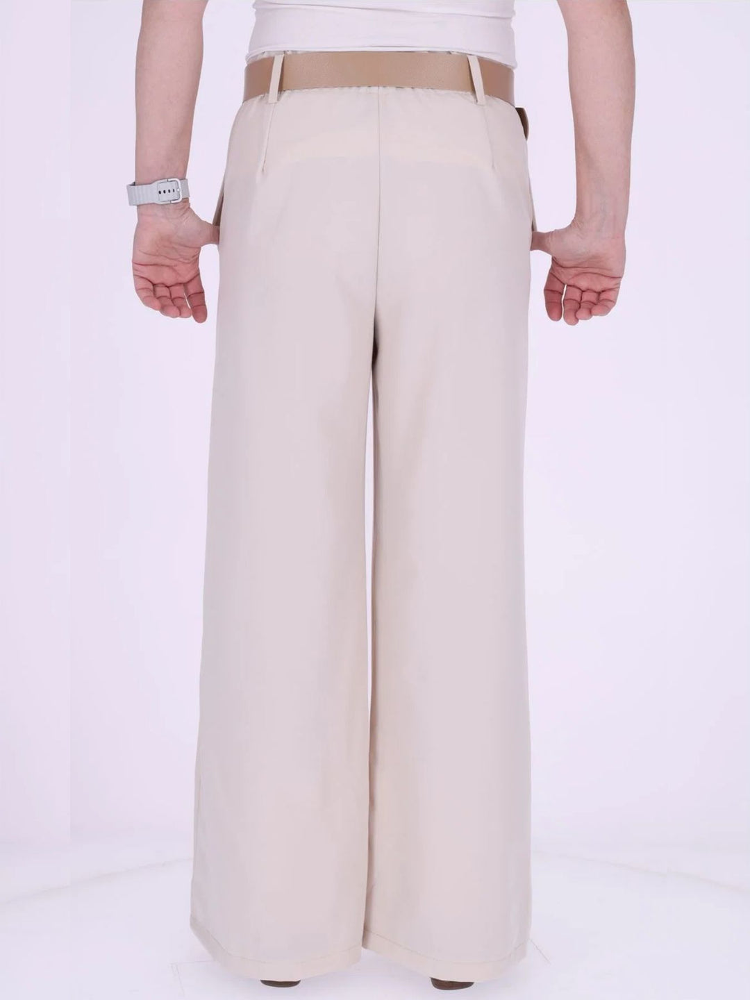 Beige Damen-Sommerhose mit weitem Bein & Gürtel – bequem & chic