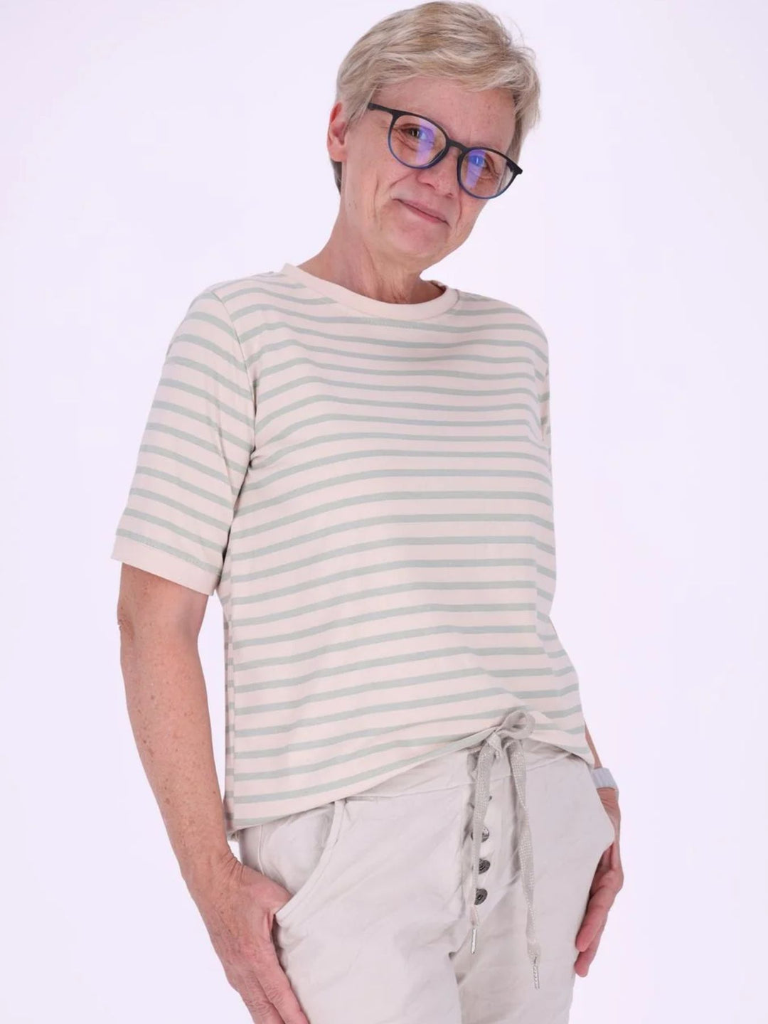 Grünes Damen T-Shirt mit Ringelmuster & Rundhalsausschnitt