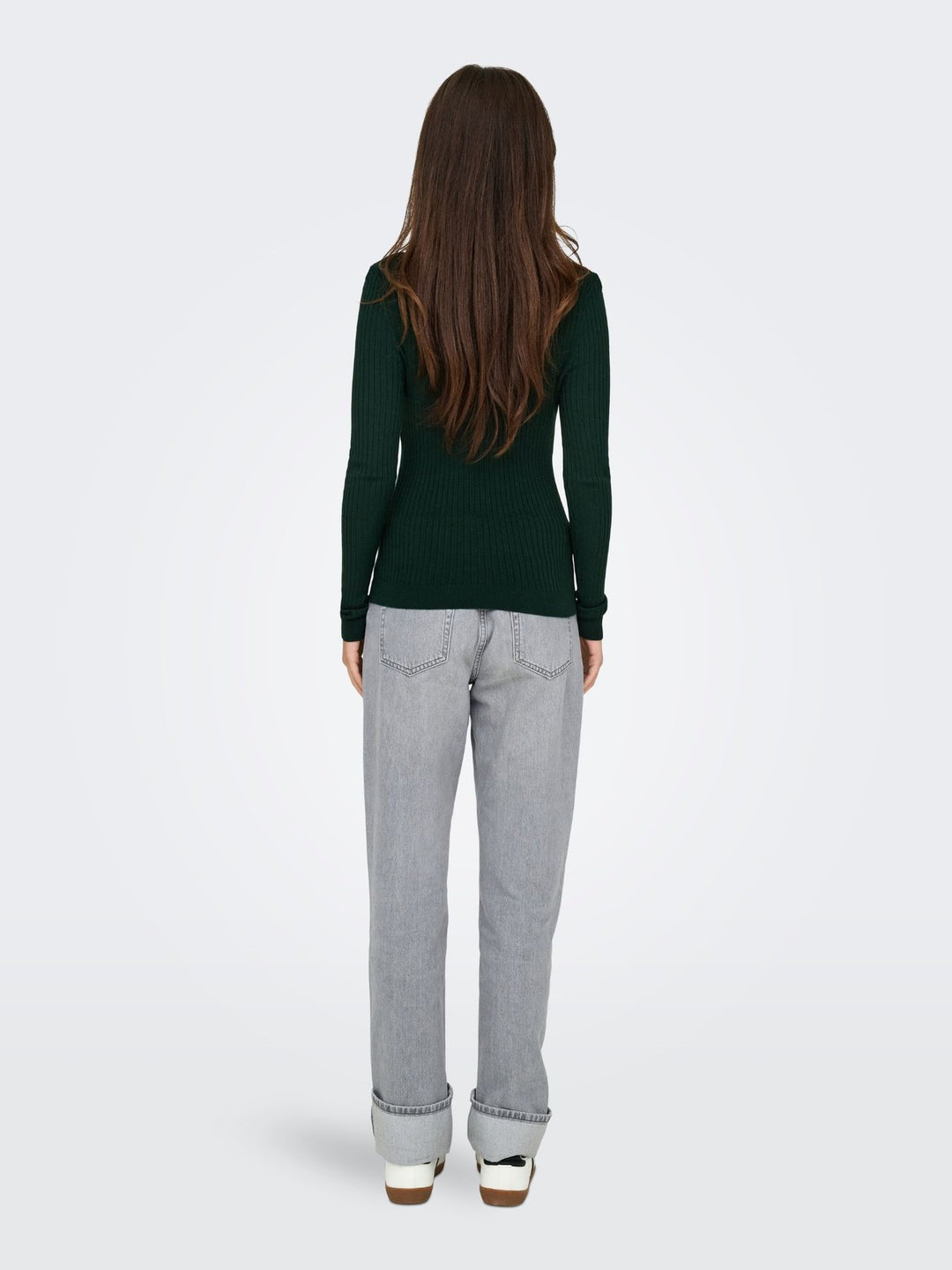 Grüner Damen Rollkragen-Strickpullover mit feinen Streifen von Only