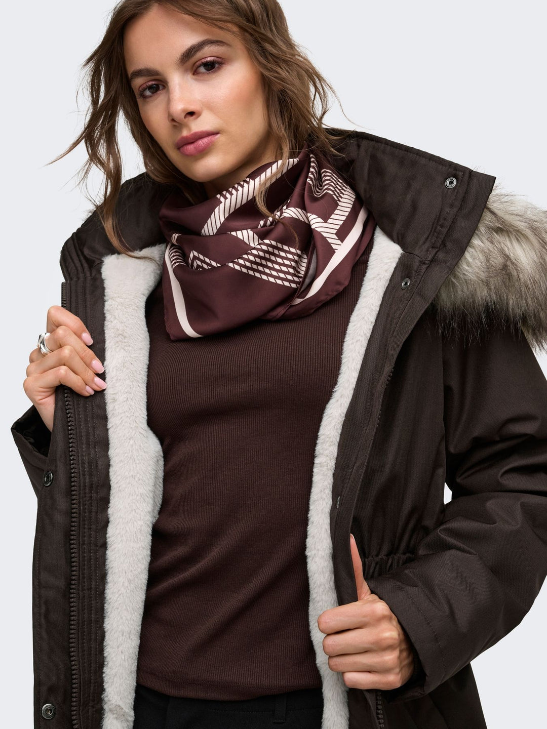 Brauner Damen Parka mit Kapuze & abnehmbarem Kunstfellrand