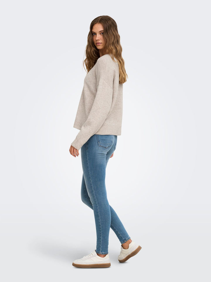 ONLOLIVIA LS O-NECK CC KNT