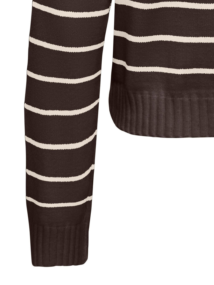Brauner Damen Strickpullover mit weißen Streifen & U-Boot-Ausschnitt