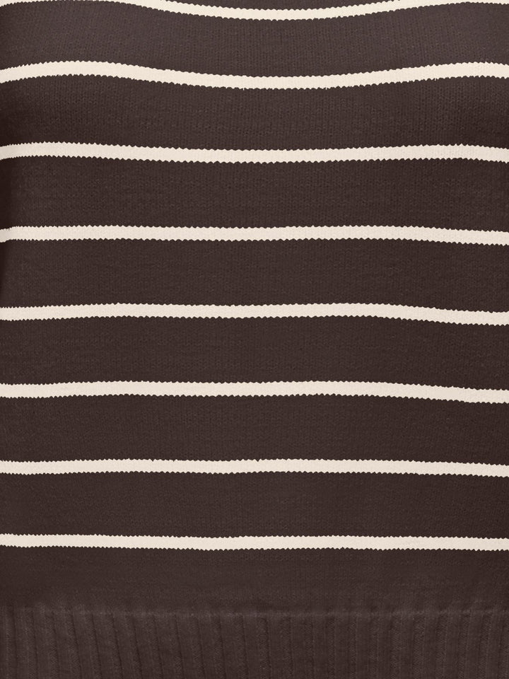 Brauner Damen Strickpullover mit weißen Streifen & U-Boot-Ausschnitt