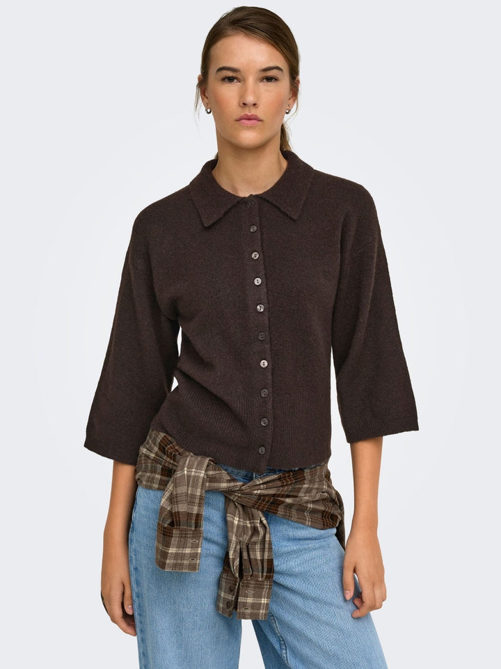 Damen Strickjacke in Coffee Bean mit Polokragen & 3/4-Arm