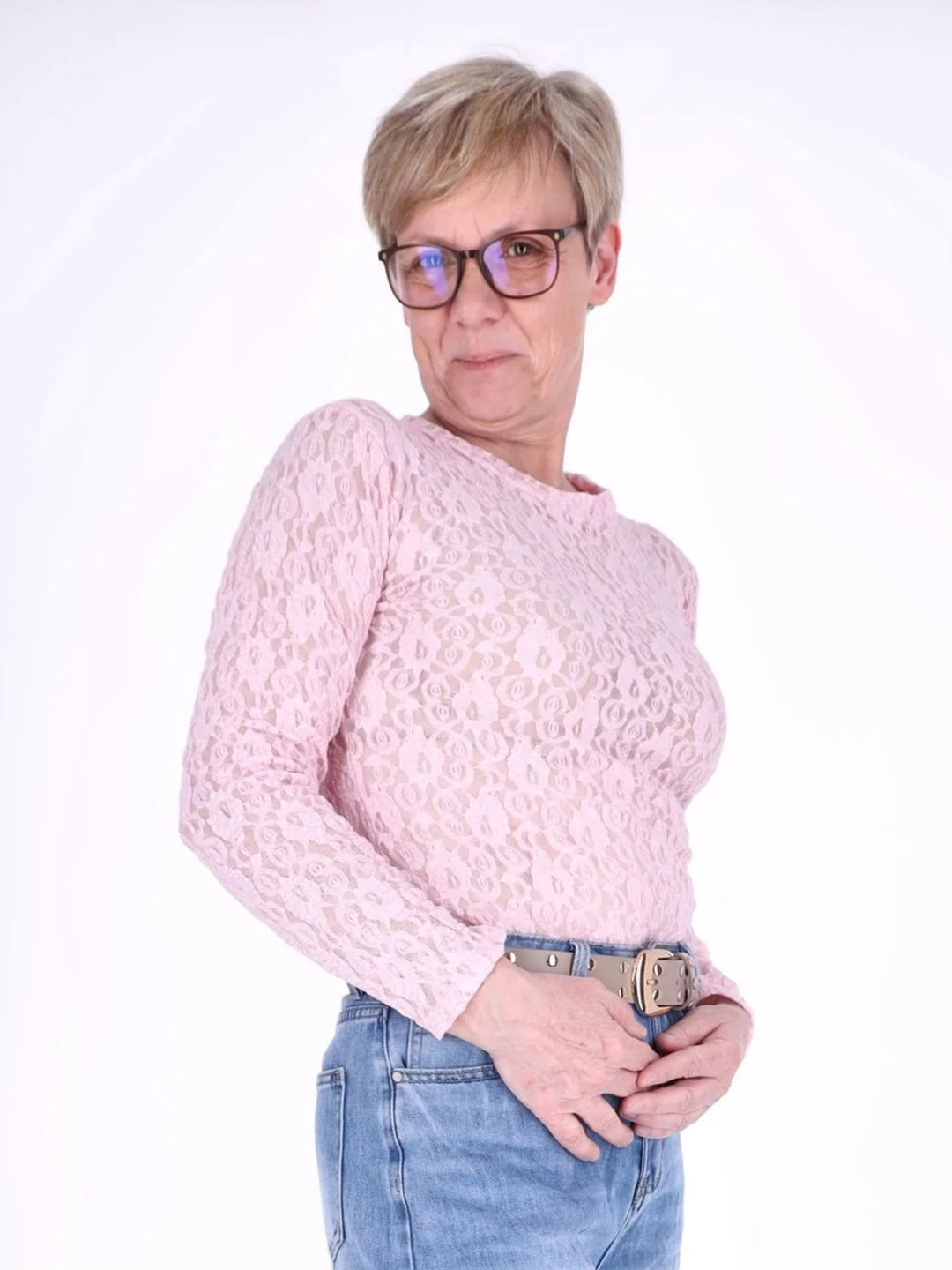 Pinkes Damen Langarmshirt aus Spitze – feminin & vielseitig