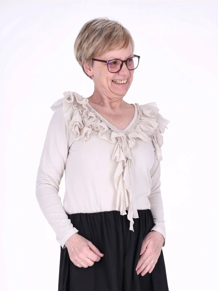Beiges Damen Langarmshirt mit Rüschen & V-Ausschnitt