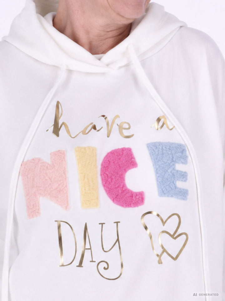 Weißer Damen Oversize Hoodie „have a NICE DAY“ mit Gold-Details