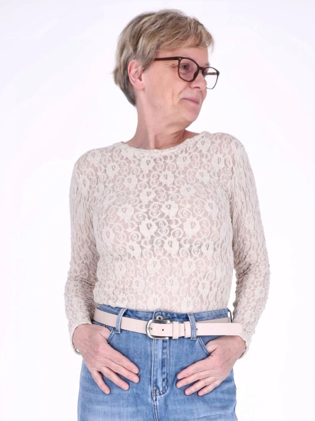 Beiges Damen Langarmshirt aus Spitze – feminin & vielseitig