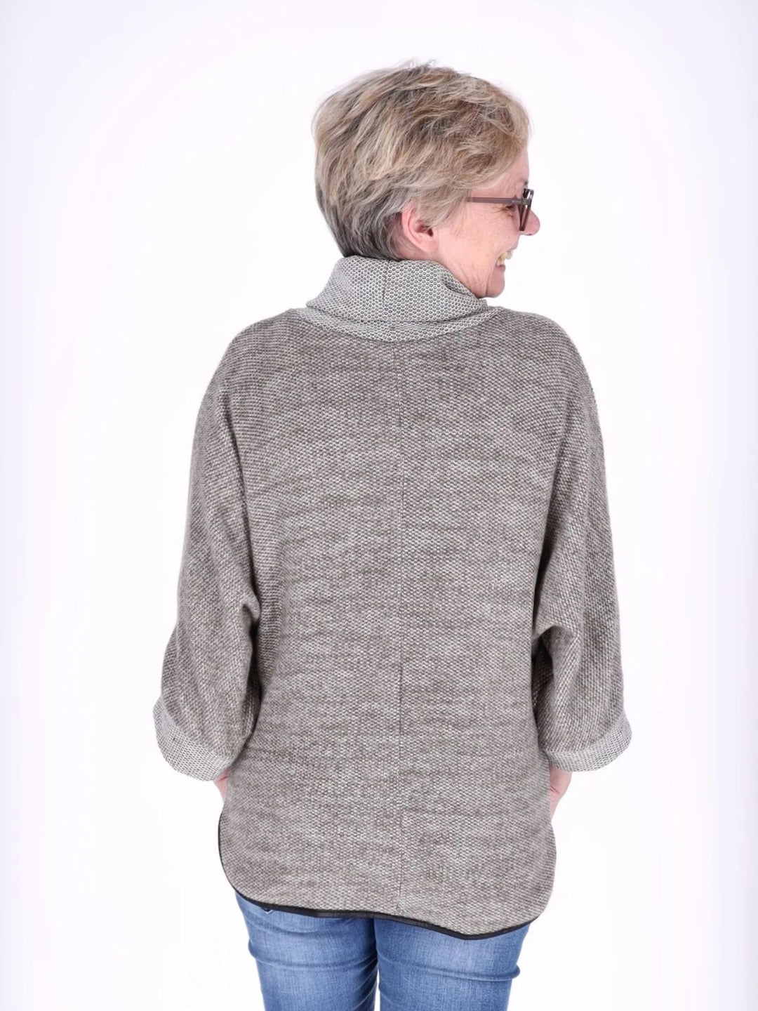 Beiges Damen Sweatshirt im Double-Layer-Look – modern & bequem