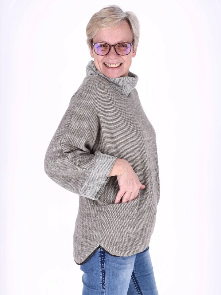 Beiges Damen Sweatshirt im Double-Layer-Look – modern & bequem