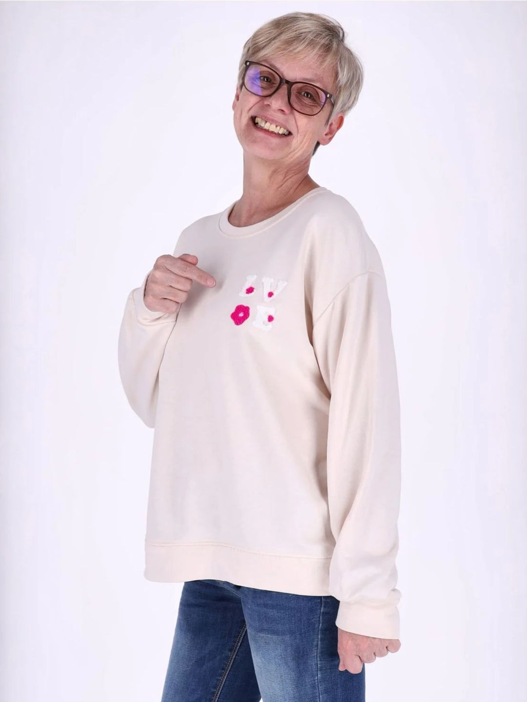 Beiges Damen Sweatshirt „LOVE“ – Oversize mit Statement-Print