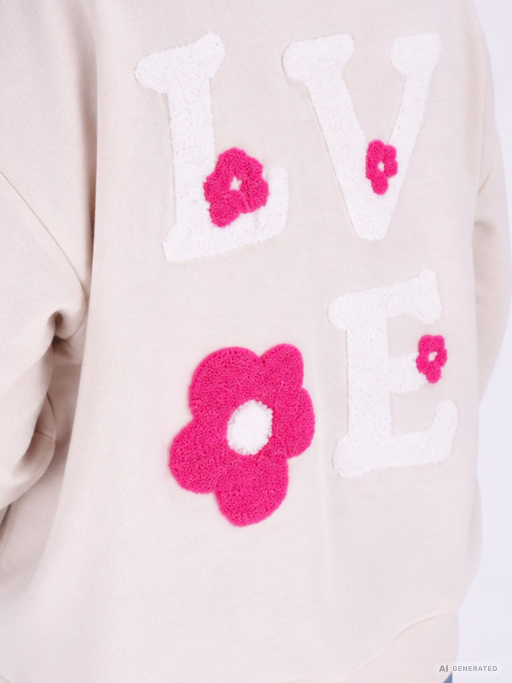 Beiges Damen Sweatshirt „LOVE“ – Oversize mit Statement-Print