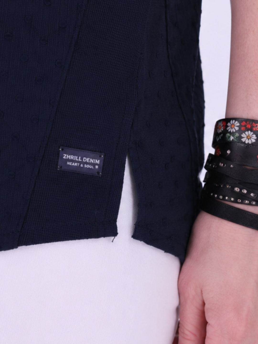Dunkelblaues Damen Shirt im Blusen-Stil mit Plockmuster