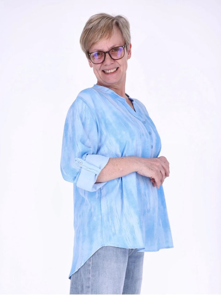 Blaues Damen Blusenshirt mit Allover-Print, Krempelarm & Knopfleiste