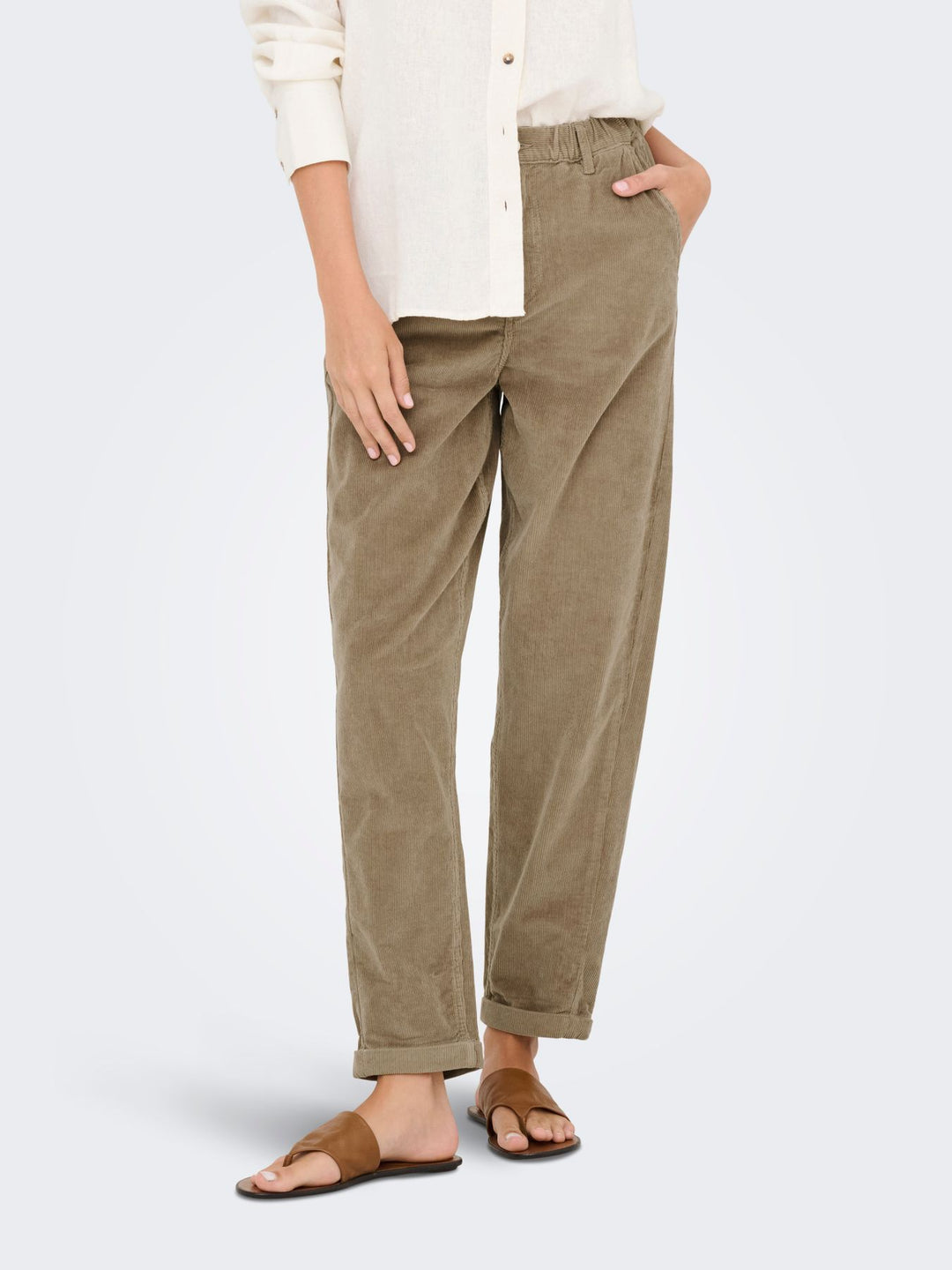 ONLFLORA MW ELA CORD CAROT PANT PNT