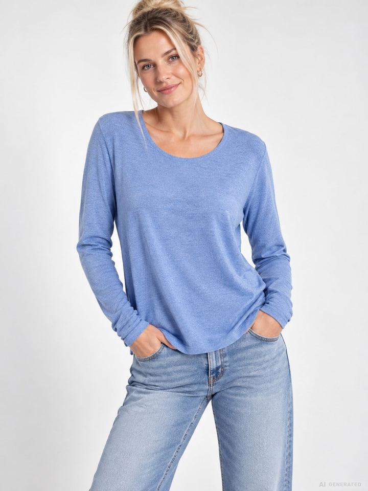 Hellblaues Damen Feinstrickshirt mit Rundhals