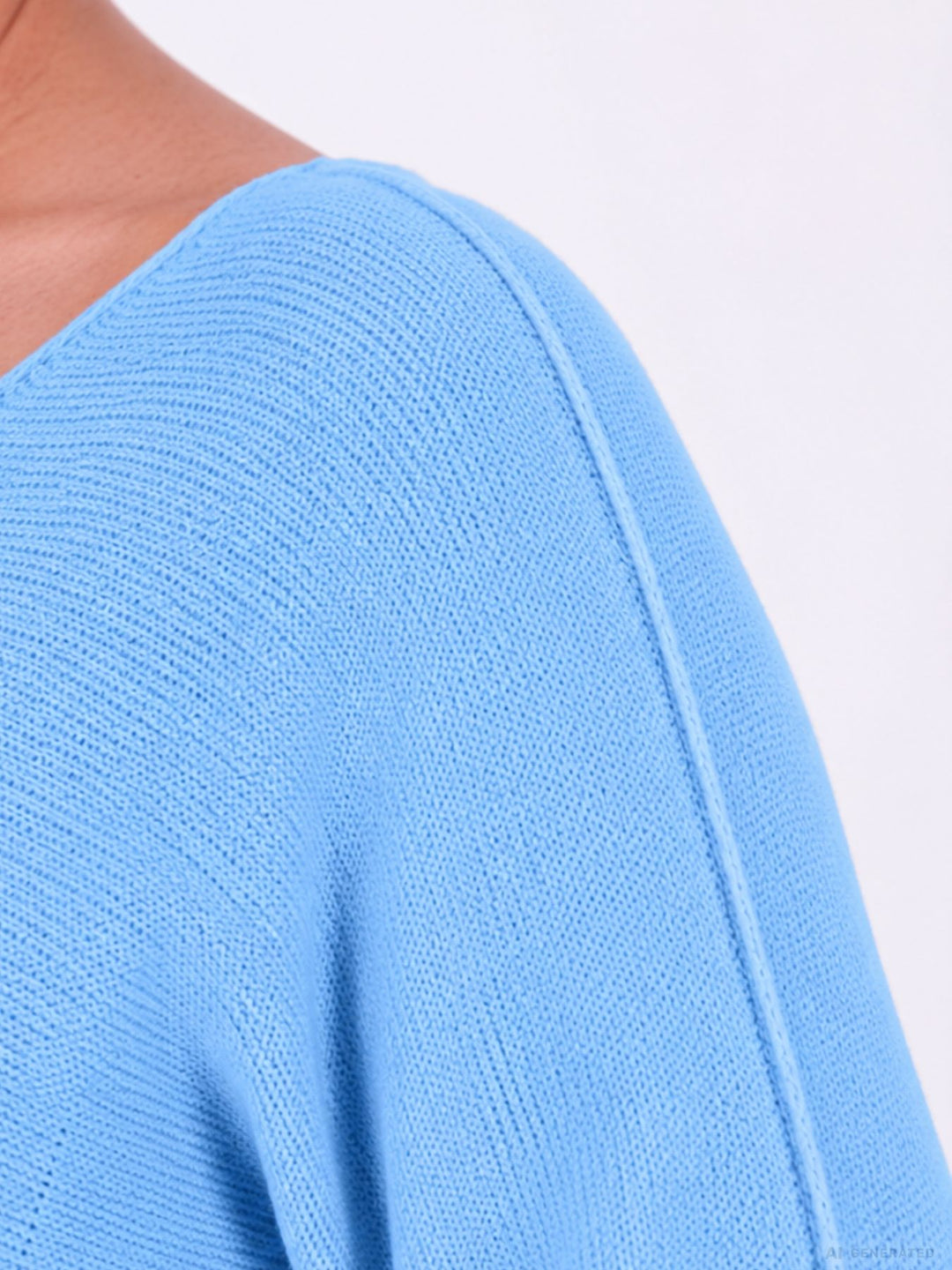 Himmelblauer Strickpullover Damen V-Ausschnitt mit abgerundetem Bund