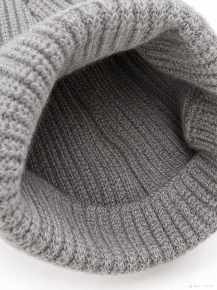 Strickmütze Damen mit Dackel-Stickerei – Grau