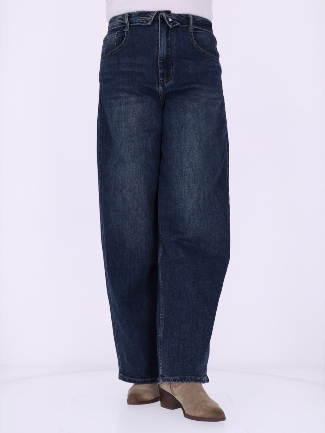 Damen Jeans im Ballonstyle mit umgeschlagenem Bund – used