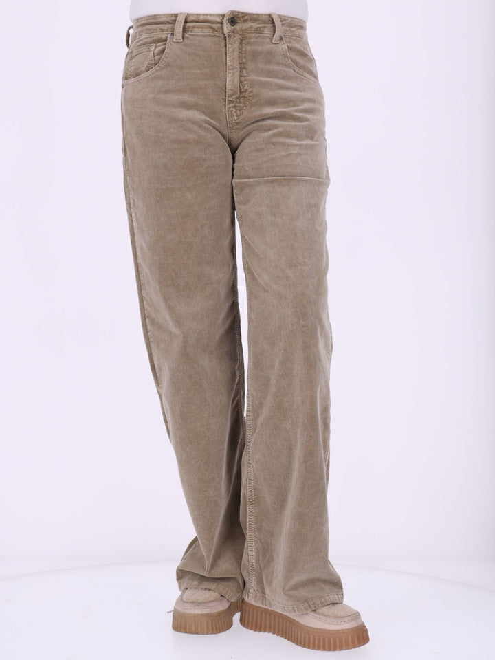 Straight Cordhose Damen – Beige