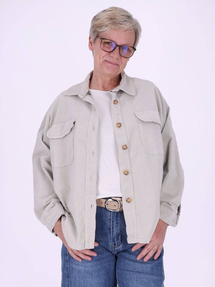 Damen Cord-Overshirt Beige – mit kariertem Innenfutter