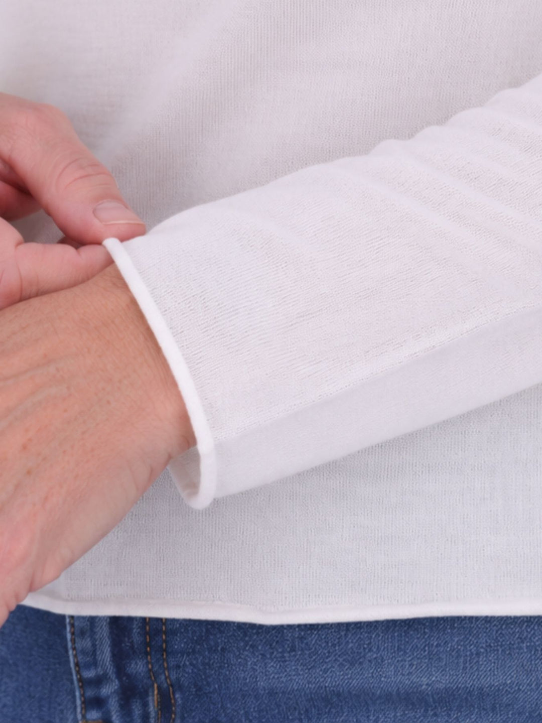Damen Feinstrickshirt mit Rundhalsausschnitt – Weiß