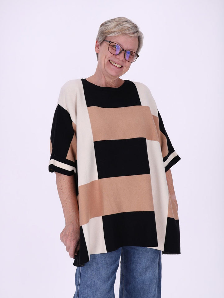 Damen Poncho mit Karomuster – lässiger Oversized-Look mit seitlichen Schlitzen