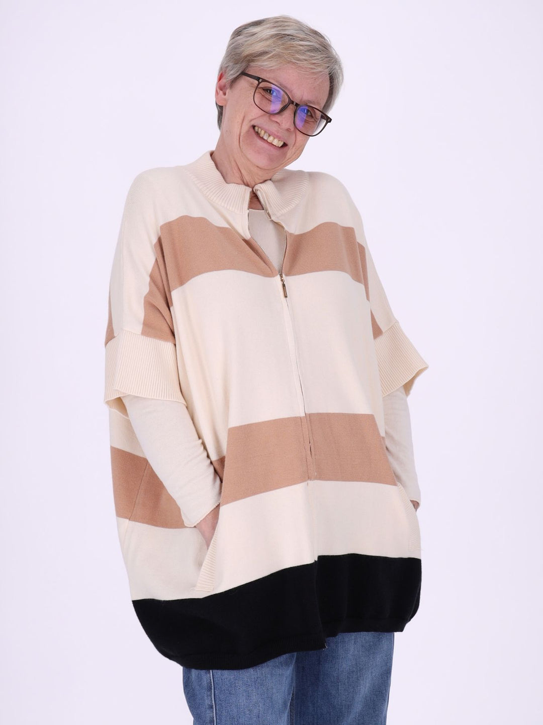 Gestreifte Strickjacke Damen mit Reißverschluss – Kurzarm in Creme, Beige & Schwarz
