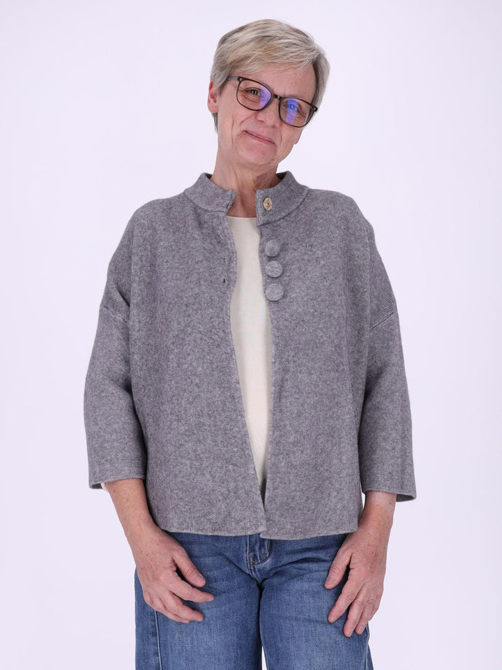 Graue Strickjacke Damen in A-Form – Stehkragen & halber Arm