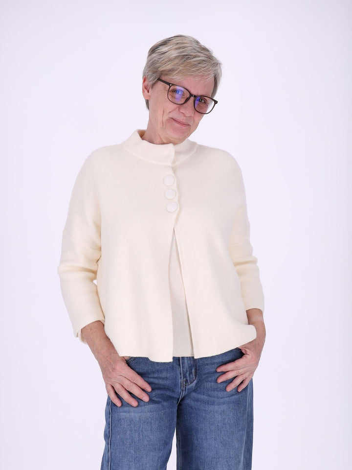 Beige Strickjacke Damen in A-Form – Stehkragen & halber Arm