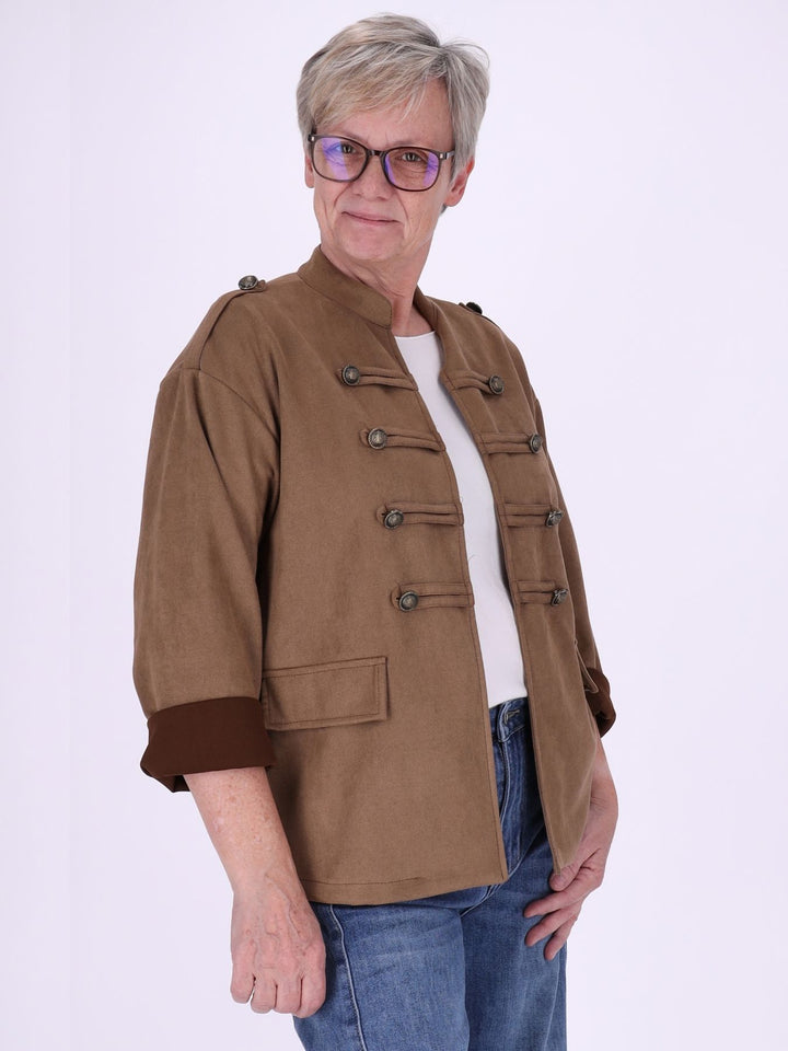Caramel Military Jacke Damen in Veloursoptik – offen & detailreich
