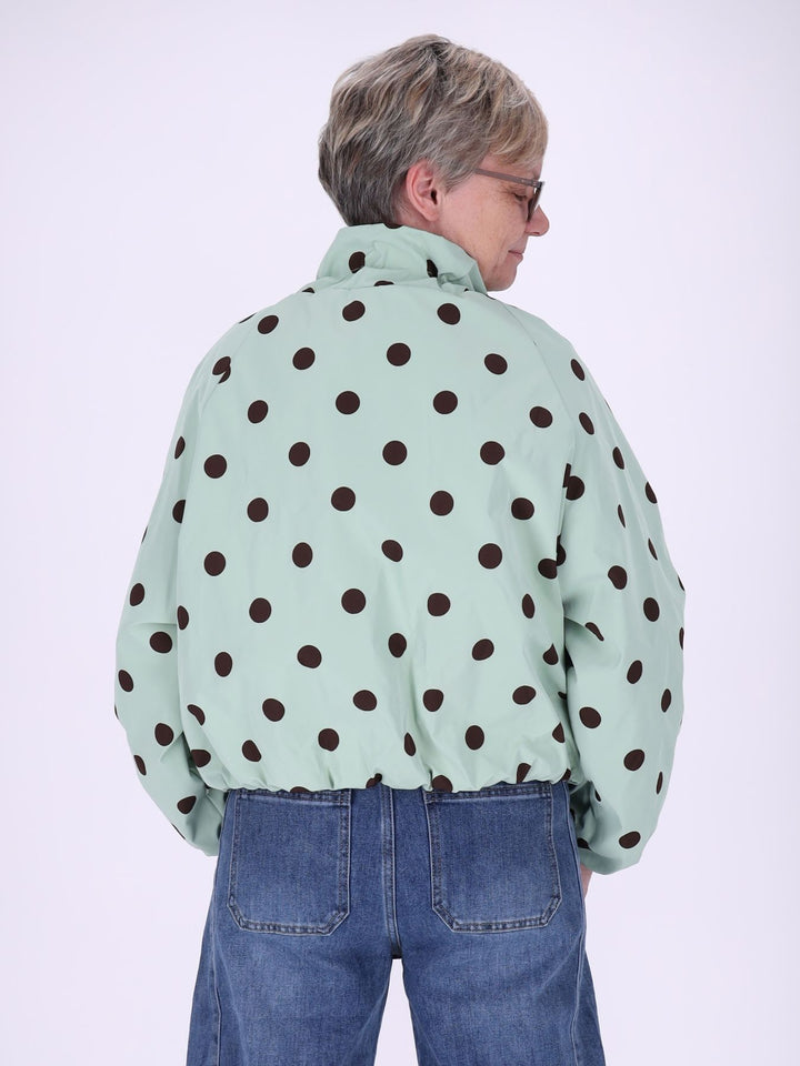 Leichte Damenjacke in Grün mit braunen Polka Dots