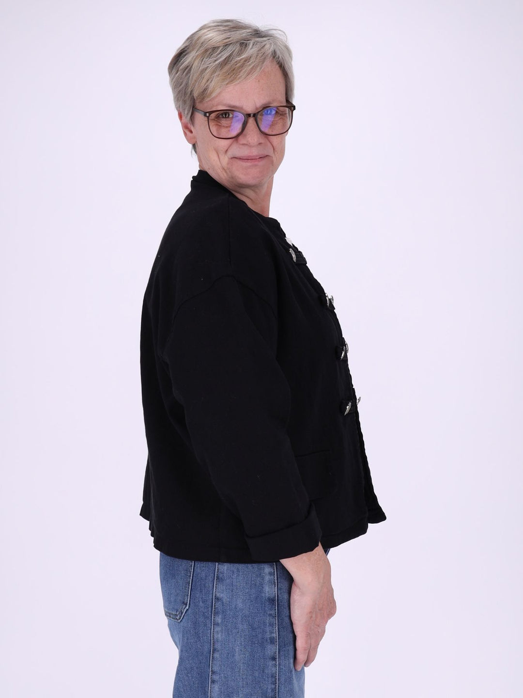 Schwarze Damen Military Jacket aus Denim – lässig, modern & stilvoll