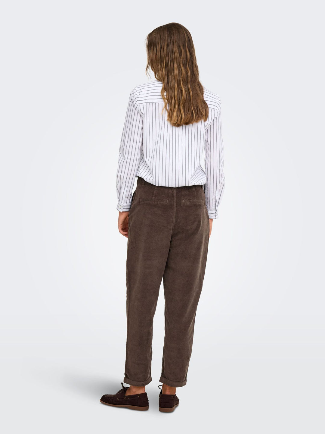 ONLFLORA MW ELA CORD CAROT PANT PNT