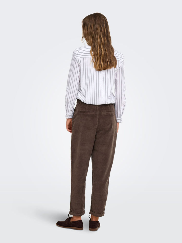ONLFLORA MW ELA CORD CAROT PANT PNT