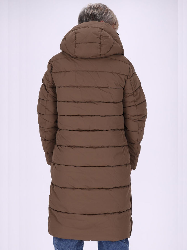 Brauner Damen Steppmantel mit recyceltem Futter – modern, zeitlos & vielseitig