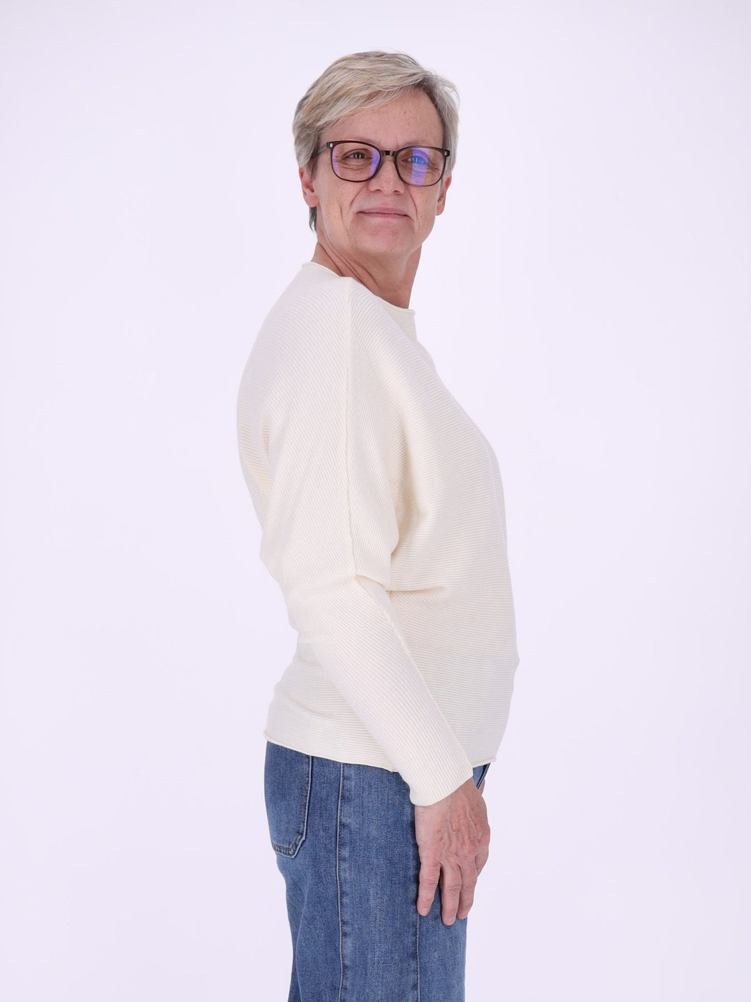 Beiger Damen Strickpullover mit Fledermausärmeln – weich, elegant & modern