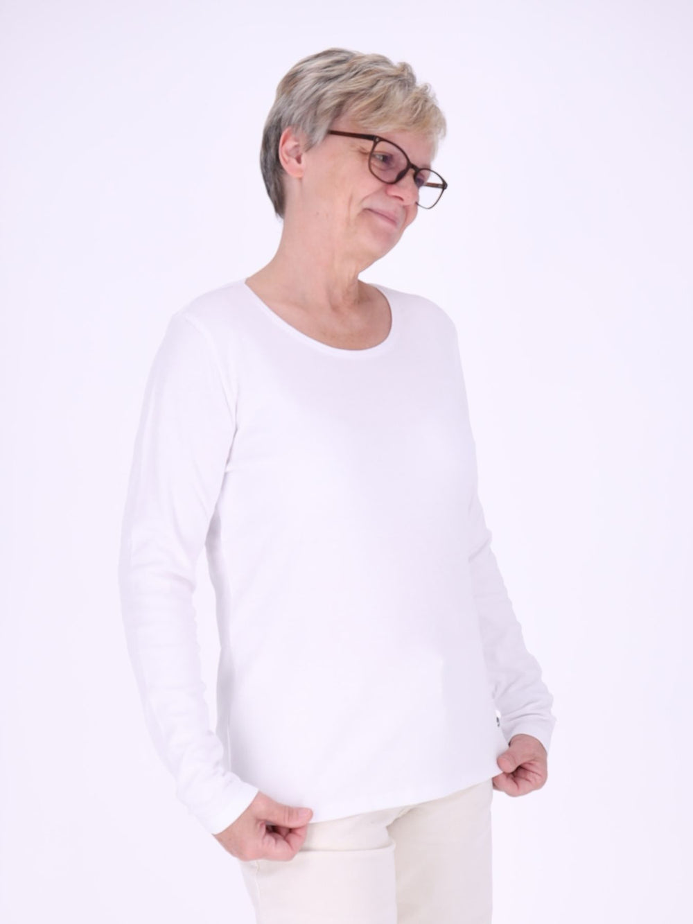 Rundhalsshirt Damen Langarm aus 100 % Baumwolle – Weiß