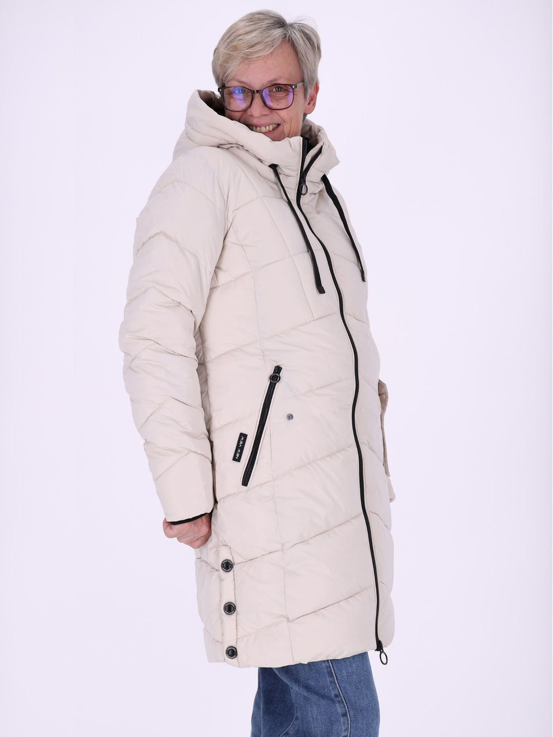 Damen Steppjacke mit Kapuze & Kontrast-Velvetfutter – Creme | Wasserabweisend