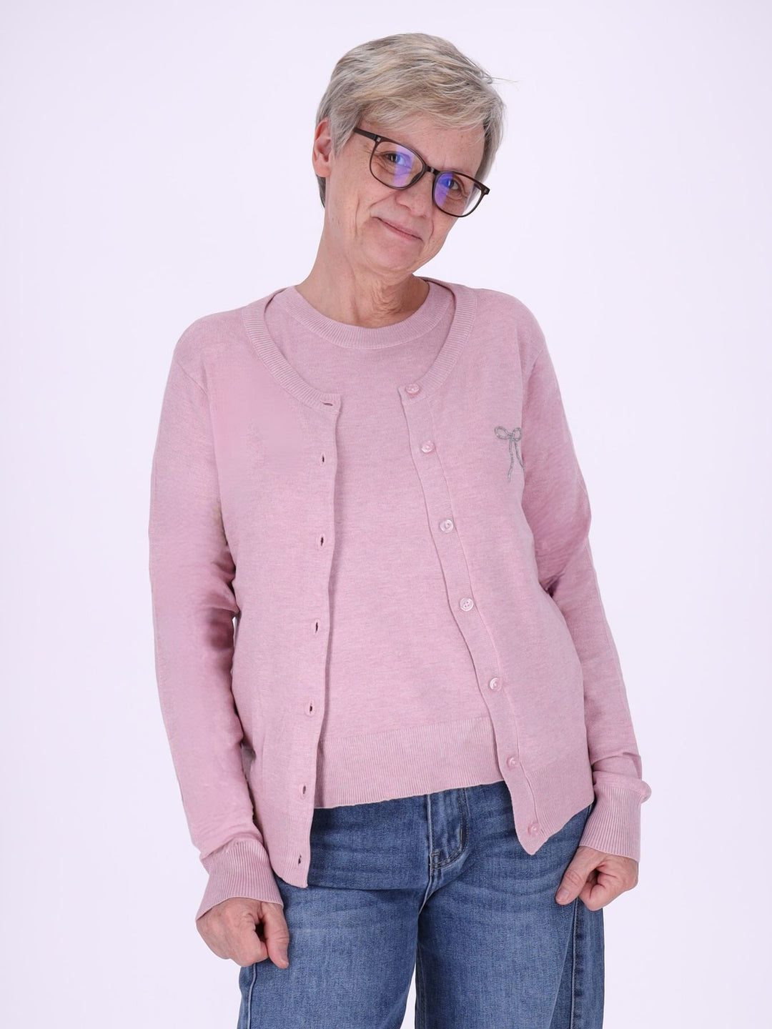 Damen Strickjacke mit Perlenstickerei – Femininer Chic in zartem Rosa