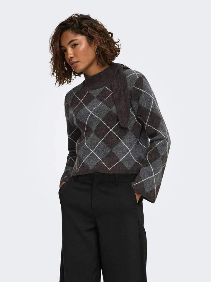 ONLOLIVIA LS ARGYLE TIE HIGHNECK CC