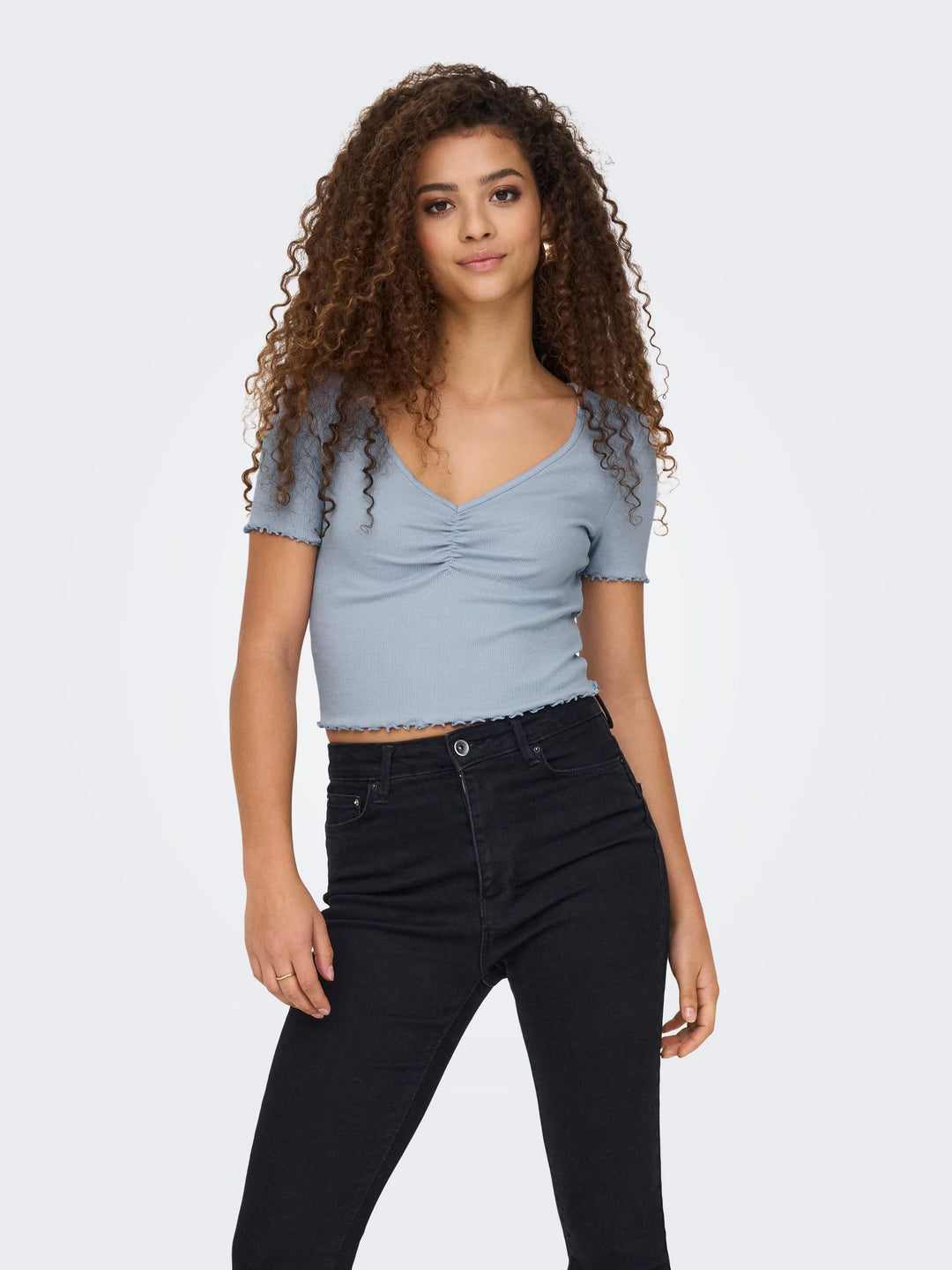 Damen ONLBETTY S/S V-NECK TOP Soft Chambray