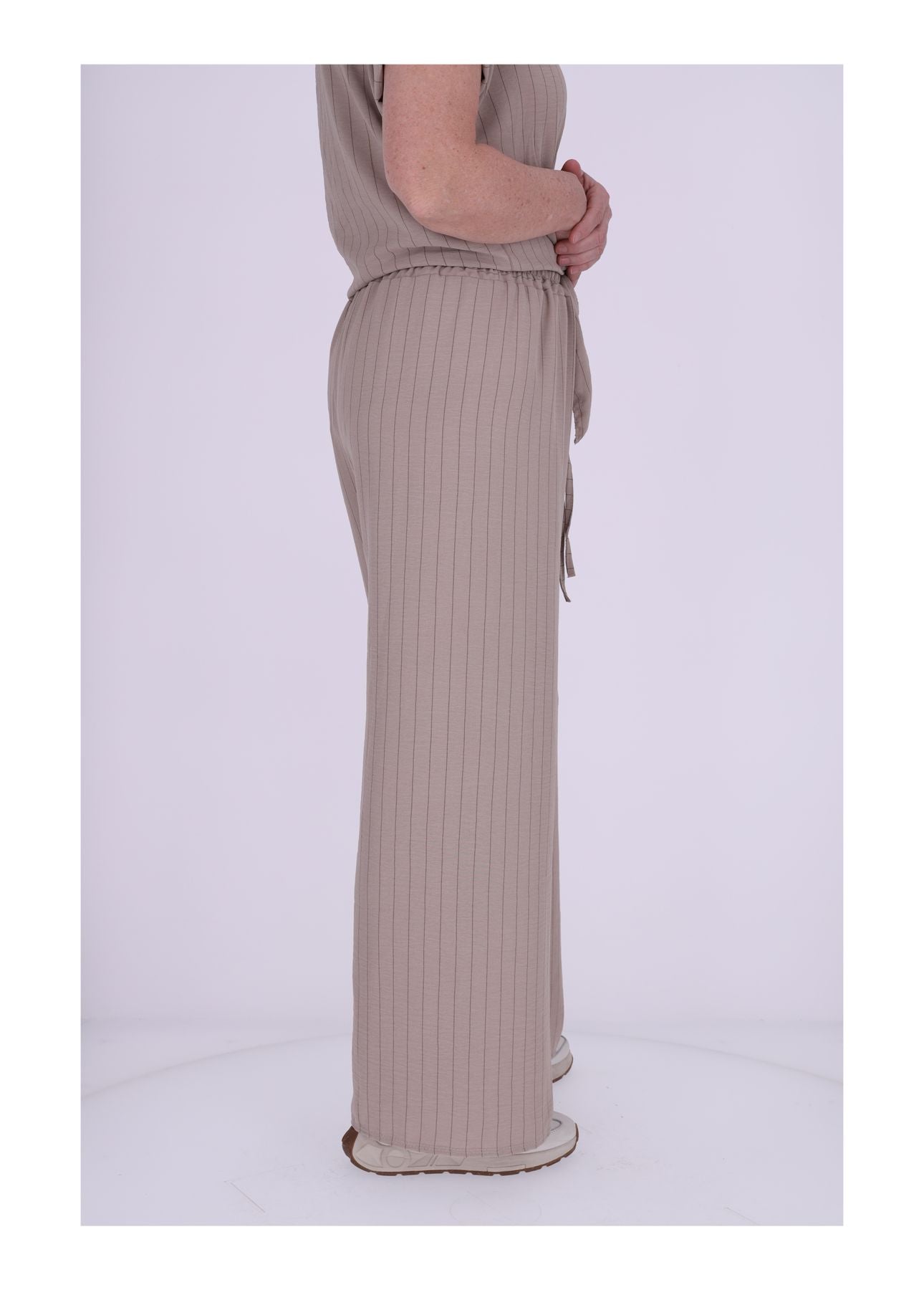 Damen Hose Sommerqualität Nadelstreifen