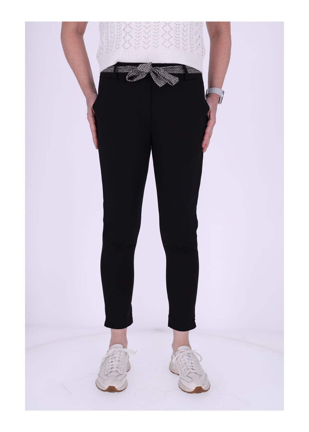 Damen Hose mit Gürtel