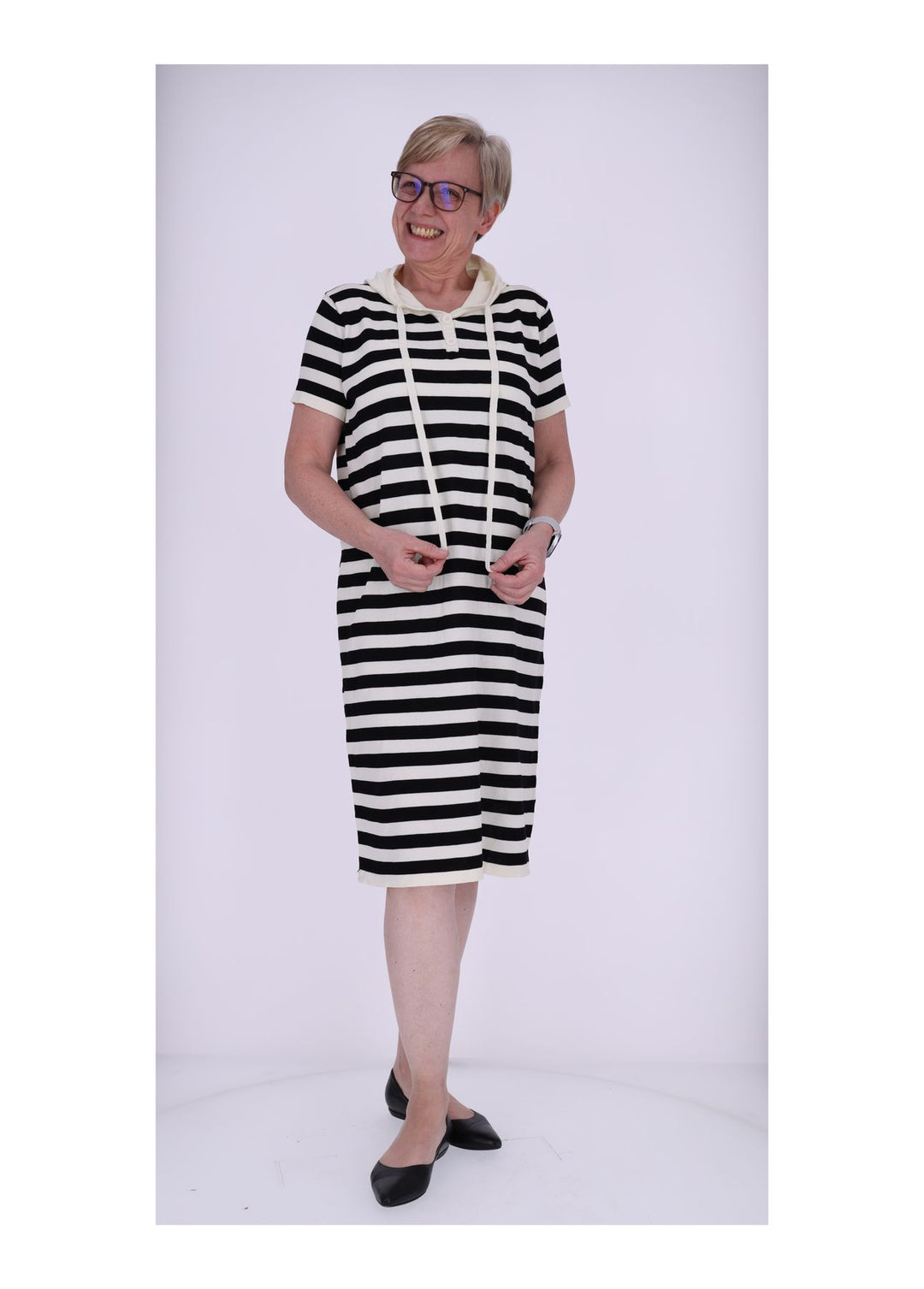 Splash of Color Feinstrick Kleid Kapuze